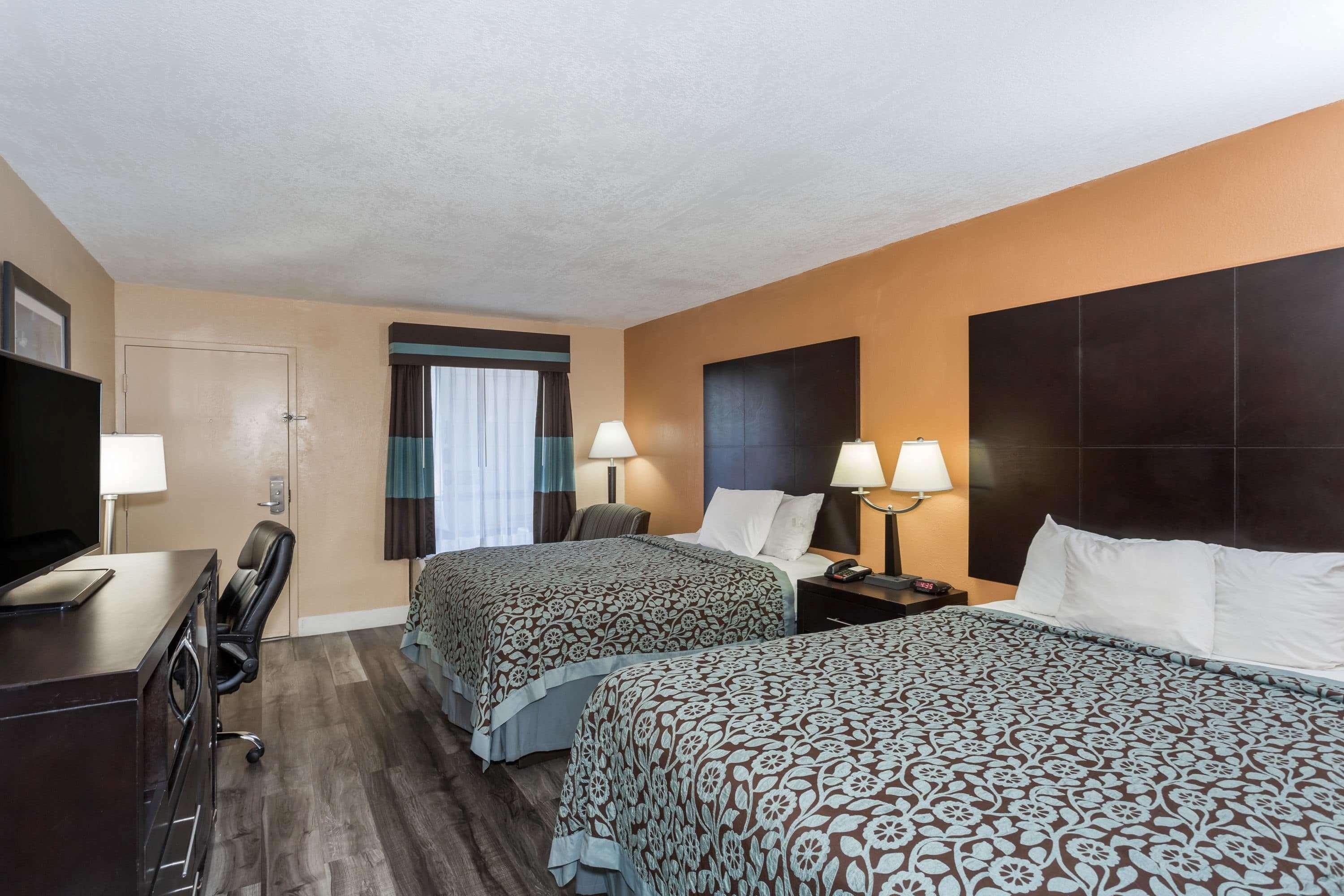 Days Inn By Wyndham Sarasota Bay Eksteriør bilde