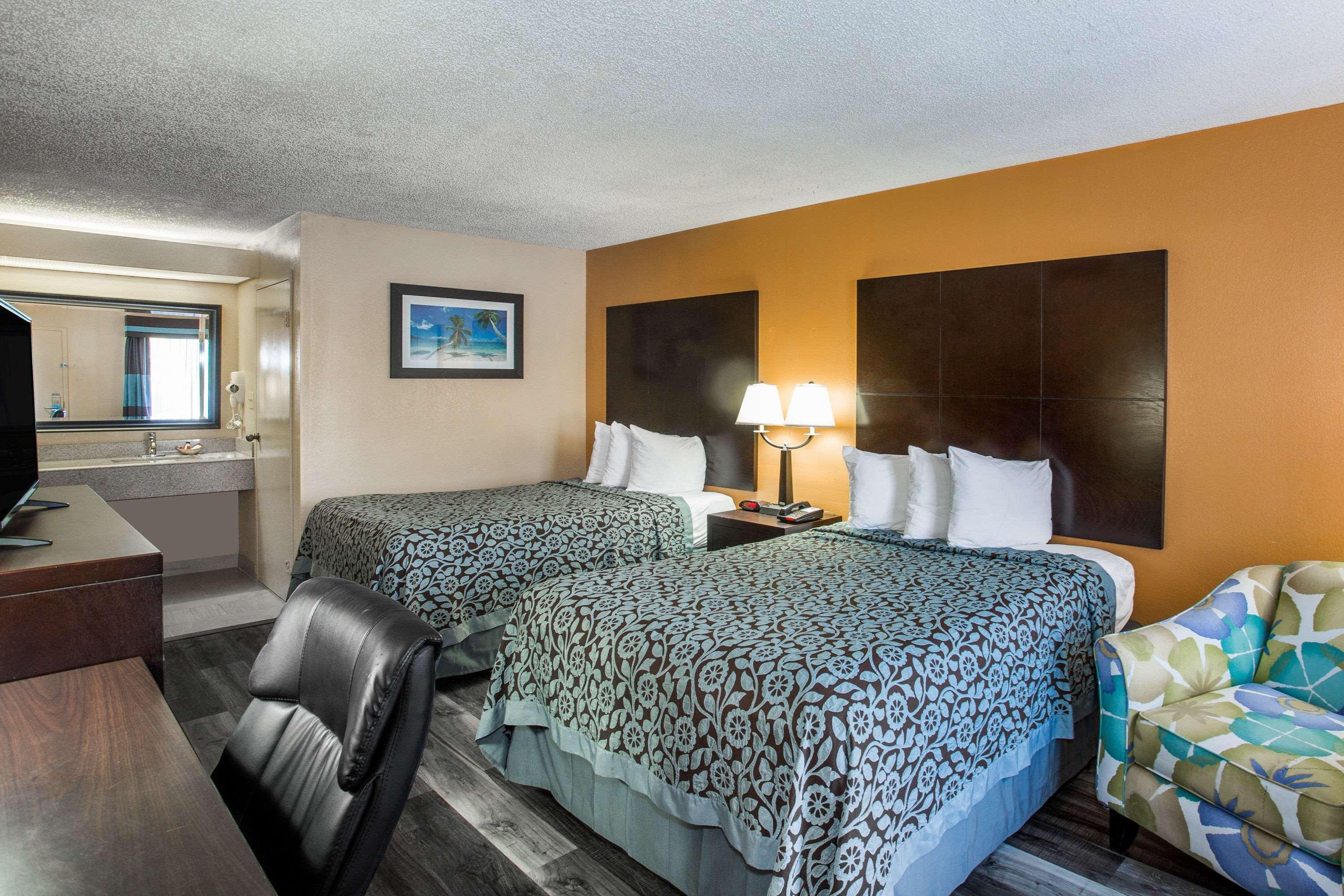 Days Inn By Wyndham Sarasota Bay Eksteriør bilde